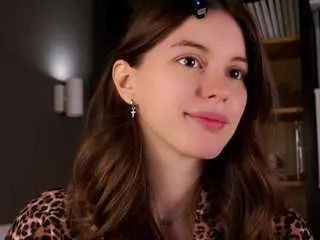 Freechat udelecorson on CamSoda