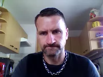 Freechat 20x5cmgermanlongdong on Chaturbate