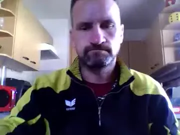 Freechat 20x5cmgermanlongdong on Chaturbate