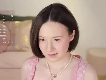 _female_essence_ from Chaturbate is Freechat