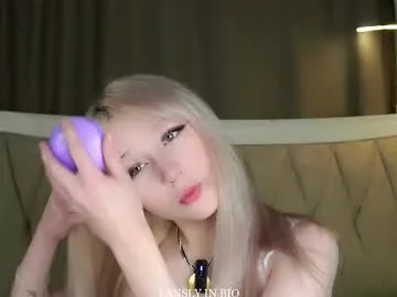 Freechat aameow on Chaturbate