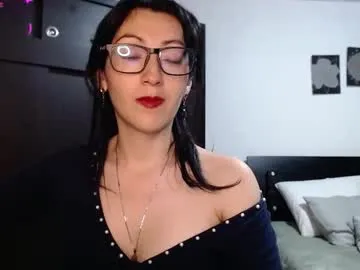 alice_mossa10 on Chaturbate