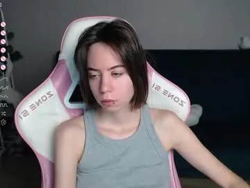 allie_hazie — GOAL: squats over the camera [222 tokens remaining] Welcome to my home^^ #young #smalltits #piercing #natural #teen