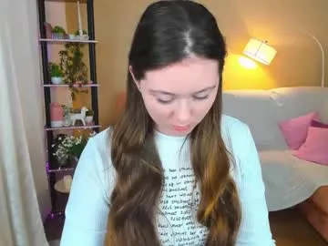 Freechat alluringeyess on Chaturbate