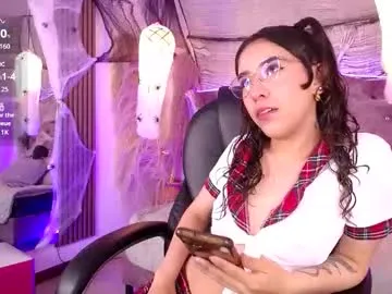 Freechat amara_davis1 on Chaturbate