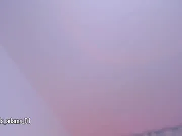 Freechat bella_adams_ on Chaturbate