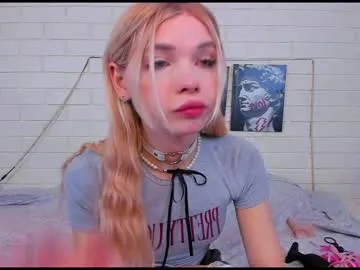 Freechat blondy_fina on Chaturbate