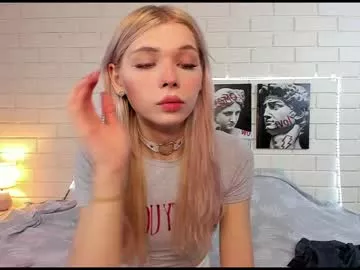 Freechat blondy_fina on Chaturbate