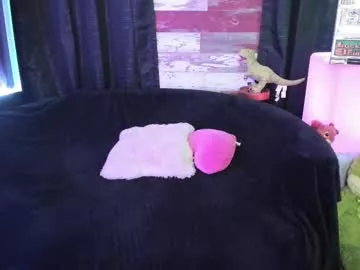 Freechat elle4you on Chaturbate