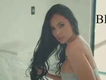 emiilycampbell on Chaturbate 