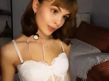 eva_zill_blossom on Chaturbate