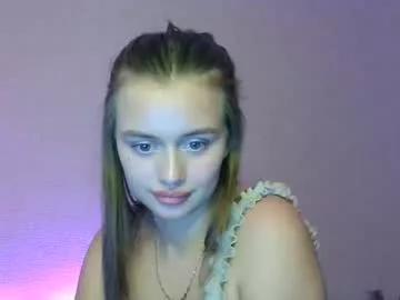 favorite_lovely_geneva from Chaturbate is Freechat