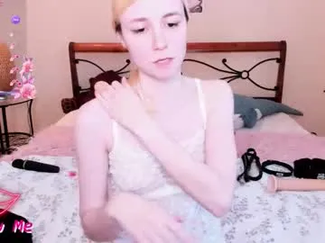 fleximona on Chaturbate