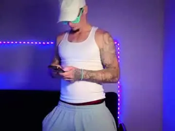 frankoafterdark — CUMSHOW OR CUM BE MY MASTER & DOMINATE ALL MY HOLES - PVT ONLY #cum #findom #muscle #bigcock #fetish [2000 tokens remaining]