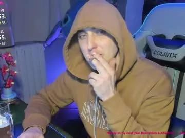 Gil_gamesh90 from Chaturbate