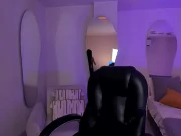 hannahjamesx on Chaturbate 