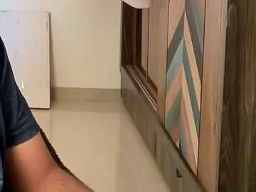 Freechat itsmylife021 on Chaturbate