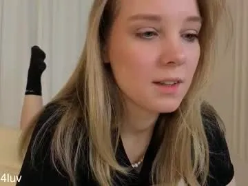 l1n4luv — Hiii, my name Lina !!!! Goal: take off panties (side view) #shy #18 #blonde  #bigboobs [779 tokens remaining]