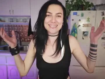 Freechat levity_opossum on Chaturbate