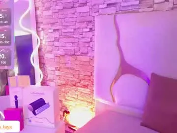 Freechat lihian_tay on Chaturbate