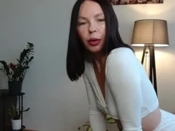 Freechat little_nicole_ on Chaturbate