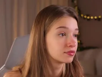 Freechat little_poetry on Chaturbate