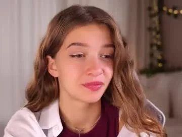 Freechat little_poetry on Chaturbate