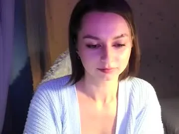 lunaa_bluee on Chaturbate