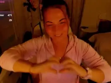 Freechat masha179807 on Chaturbate