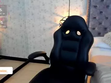 Freechat melodywinx on Chaturbate