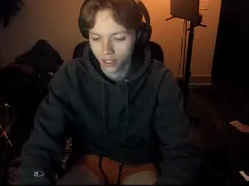 metalhedzoomer — watch me if you'd like! #twink