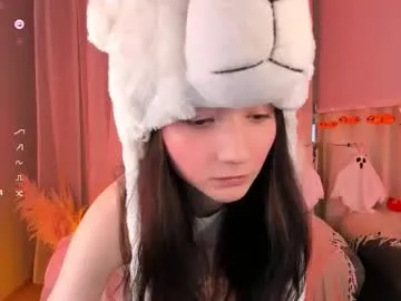 Freechat milliminimouse on Chaturbate