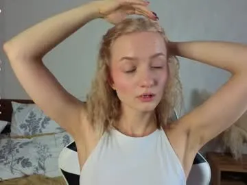 Freechat minnietammy on Chaturbate