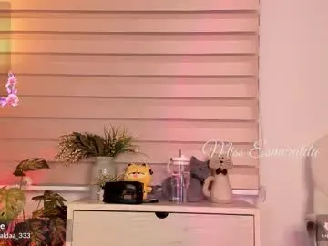 Freechat missesmeralda on Chaturbate