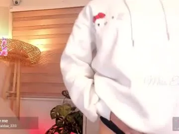 Freechat missesmeralda on Chaturbate