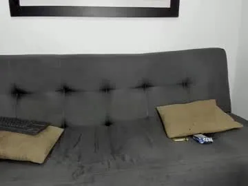 Chaturbate nikki_uwu is Private nikki_uwu — im little girl,you can handle with me how you want #new #petite #master #ebony #smoke