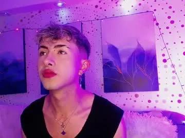 noah_xitruxx from Chaturbate is Freechat