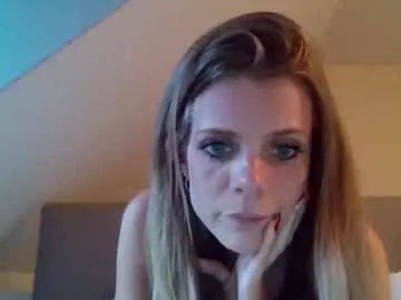 Freechat nudgemanalice69 on Chaturbate