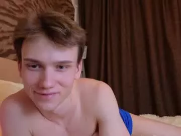 pupsenish on Chaturbate 