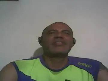 retlam37 on Chaturbate