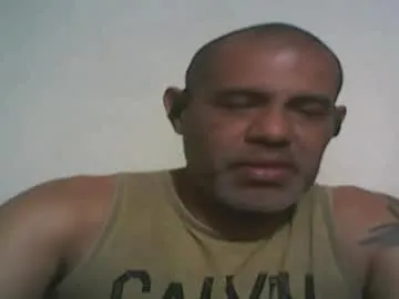 retlam37 on Chaturbate