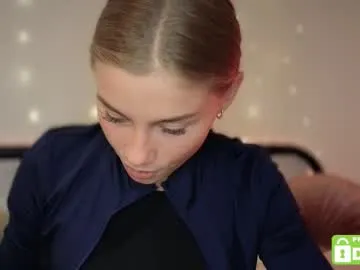 Freechat roxxxie_reid on Chaturbate