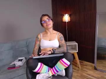 skarlet_petit from Chaturbate is Freechat