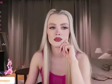 Freechat ssashagarter on Chaturbate