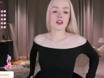 Freechat ssashagarter on Chaturbate