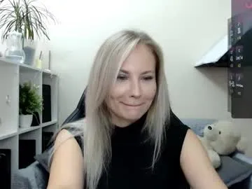 Freechat sunny_bunny6 on Chaturbate