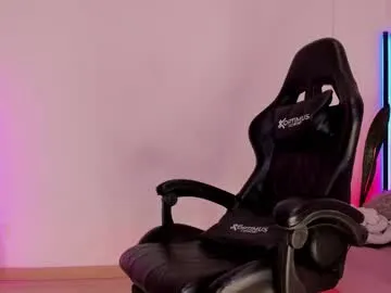 Freechat sussyprice on Chaturbate