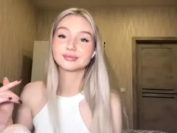 tinavaleri — Goall: I'm gonna get my shirt wet * Hey, my name is Crystalia Teddy bear or rabbit? * I am 20 years old, #blonde #shy #smalltits #teen #new [384 tokens remaining]