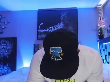 Tommy_knuckles from Chaturbate