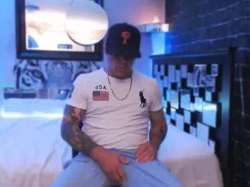 Tommy_knuckles from Chaturbate
